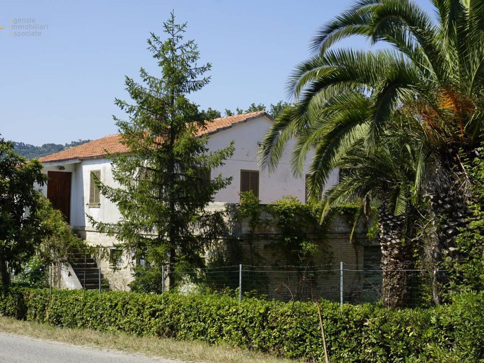 Landejendom i Ripatransone, Ascoli Piceno - foto 1
