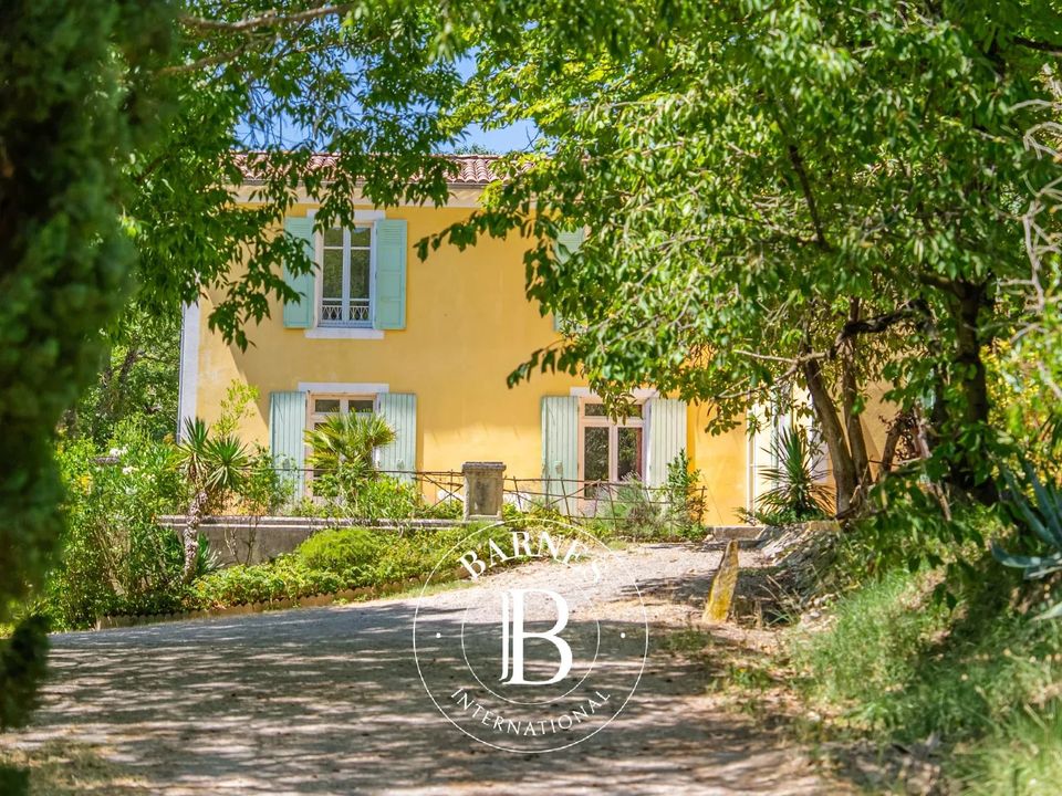 Villa i Pierrevert, Alpes-de-Haute-Provence - foto 1