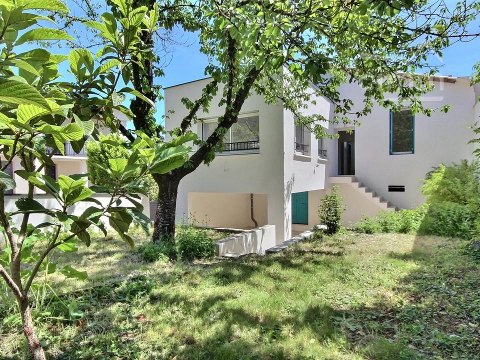 Villa in Le Teil, Ardeche - foto 1