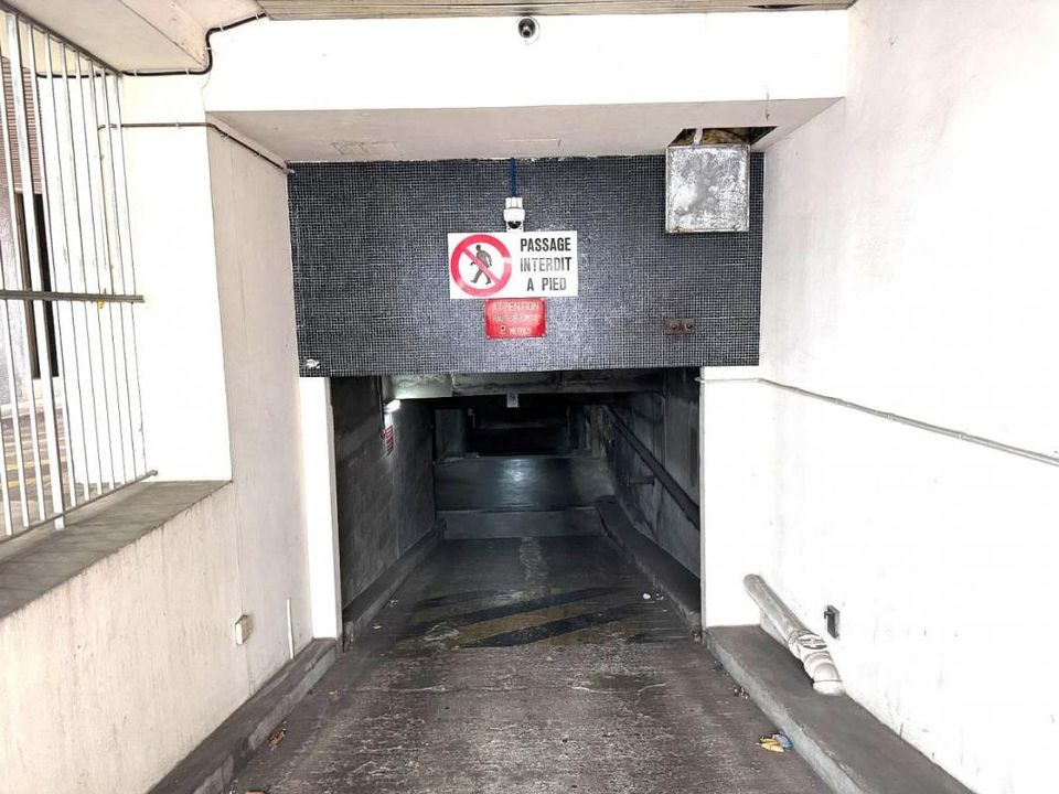 Espai d'estacionament a Paris, Paris - foto 2