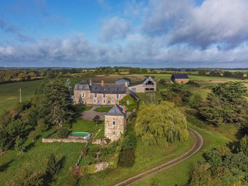 Villa i Évron, Mayenne - foto 1