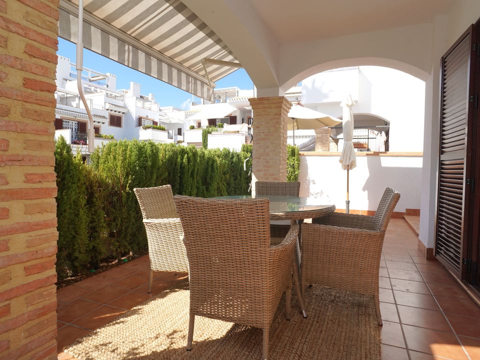 Apartment in Torrevieja, Alicante - photo 3