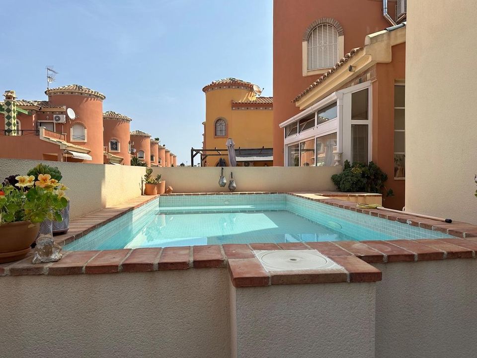 Villa i Playa Flamenca, Alicante - foto 1