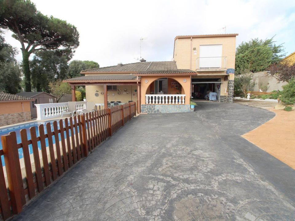 Villa i Vidreres, Gerona - foto 2