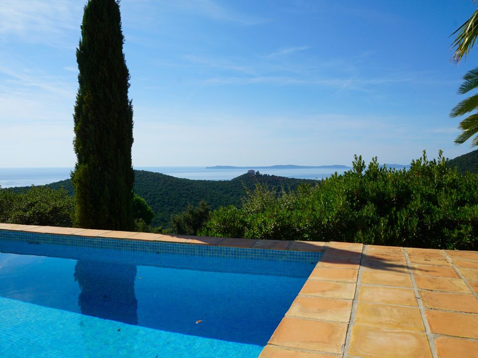 Villa i Cavalaire-sur-Mer, Var - foto 1
