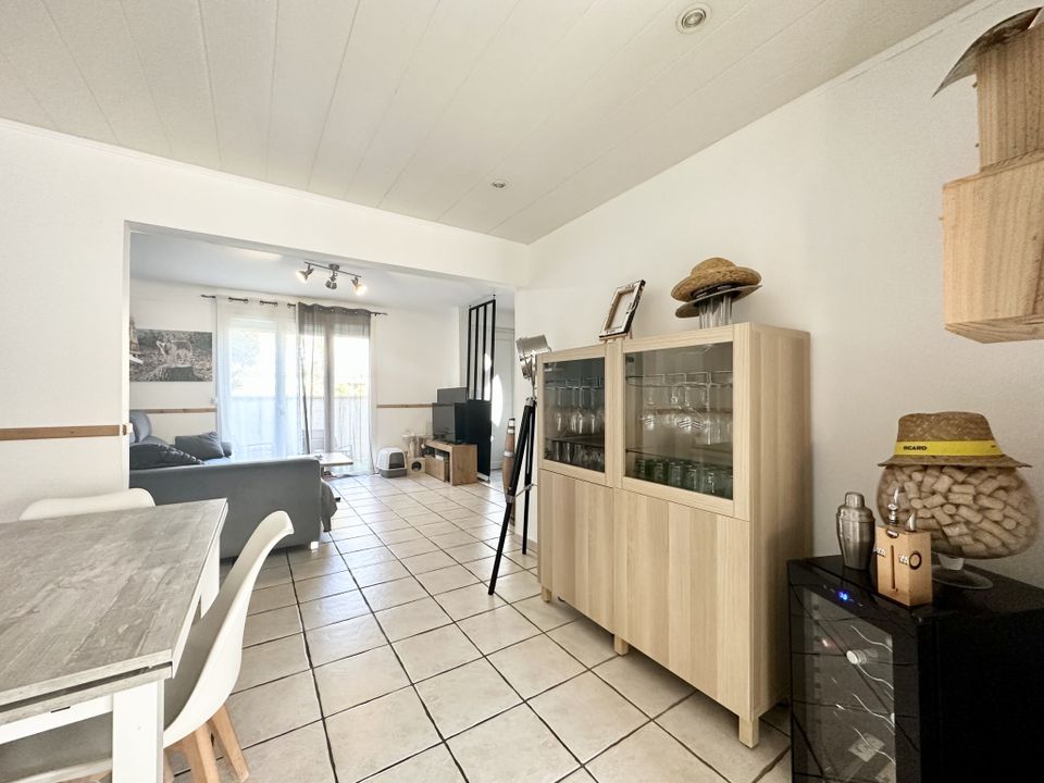Villa i Saint-Gilles, Gard - foto 4