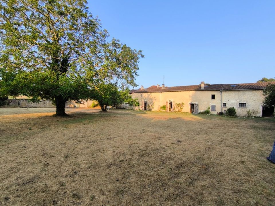 Landejendom i Ebreon, Charente - foto 3