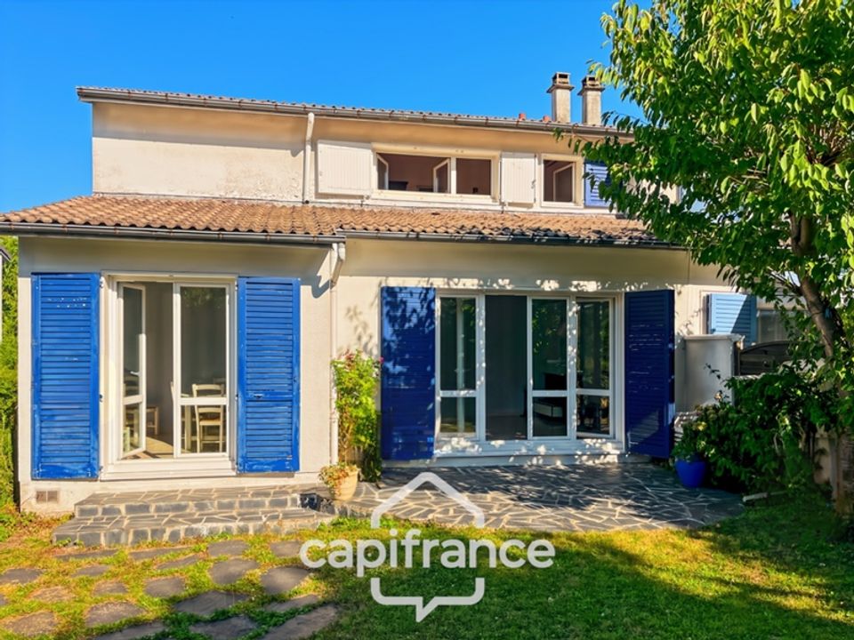 Villa i Sucy-en-Brie, Val-de-Marne - foto 1