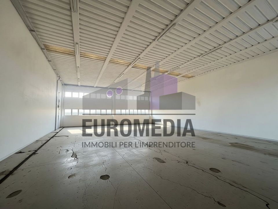 Erhvervsejendom i Brendola, Vicenza - foto 2