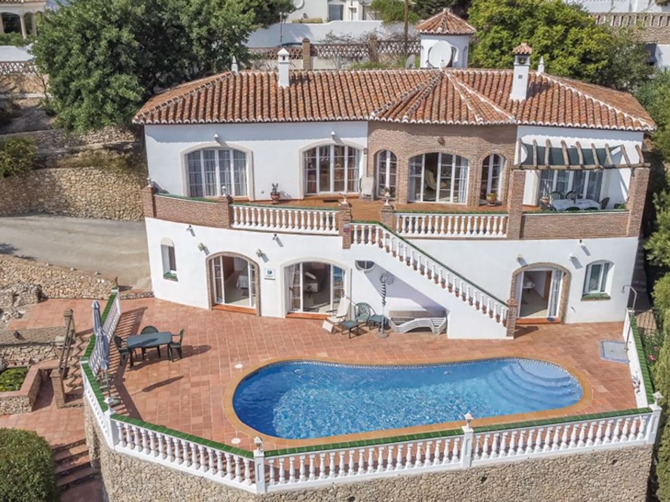 Villa i Nerja, Malaga - foto 1