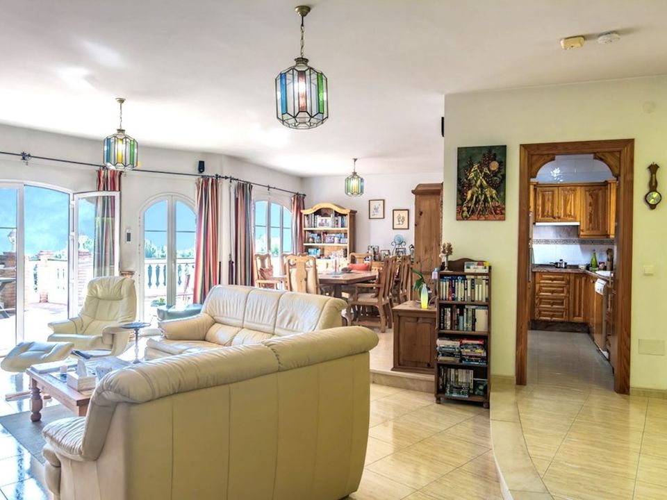 Villa i Nerja, Malaga - foto 4