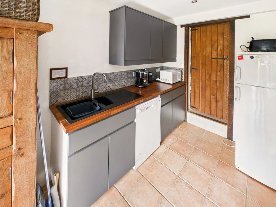 Landsbyhus i Aubeterre-sur-Dronne, Charente - foto 4