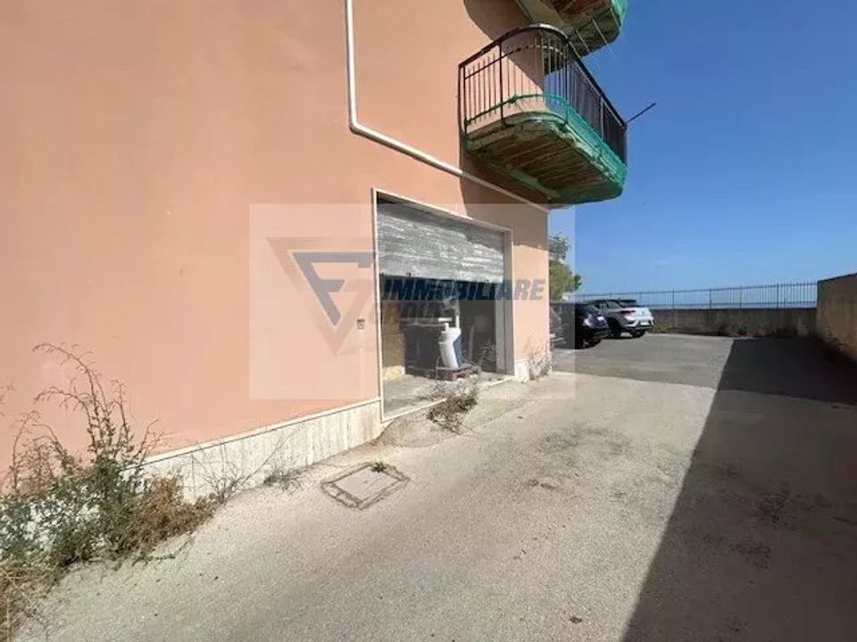 Garagem em Siracusa, Siracusa - foto 1