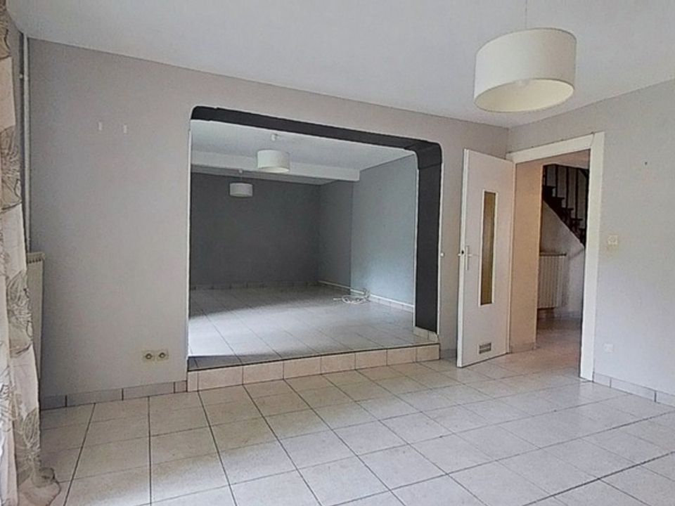 Casa de pueblo en Florange, Moselle - foto 3
