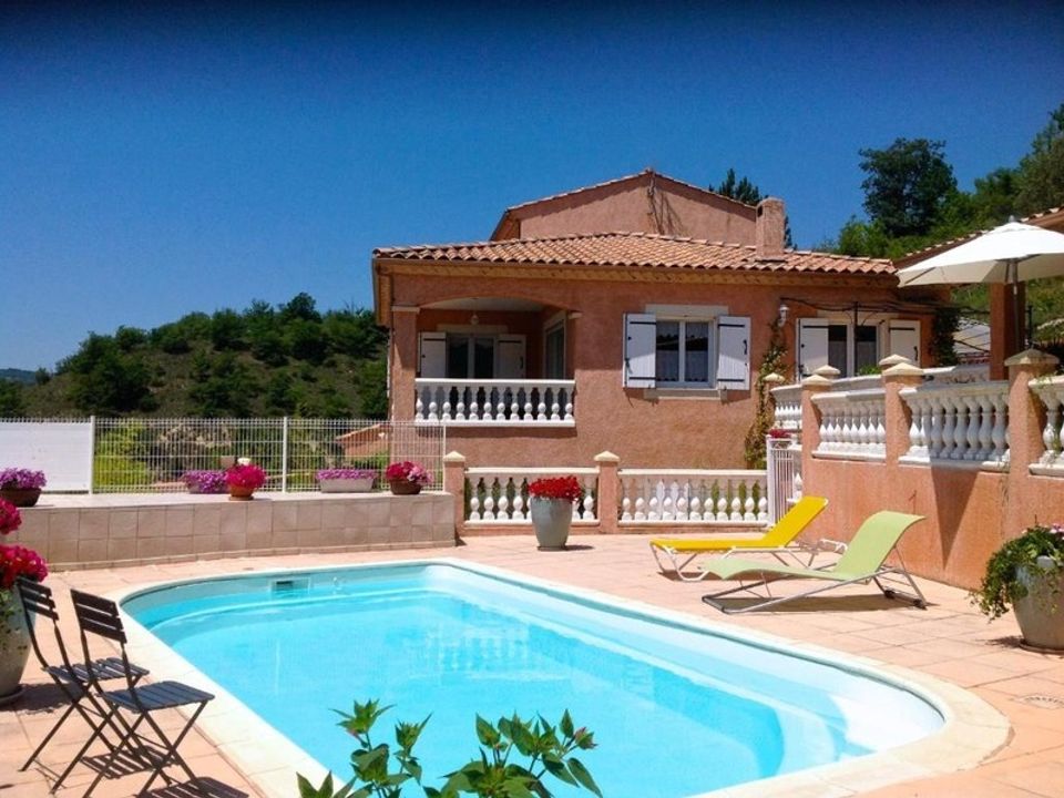 Villa i Digne-les-Bains, Alpes-de-Haute-Provence - foto 1