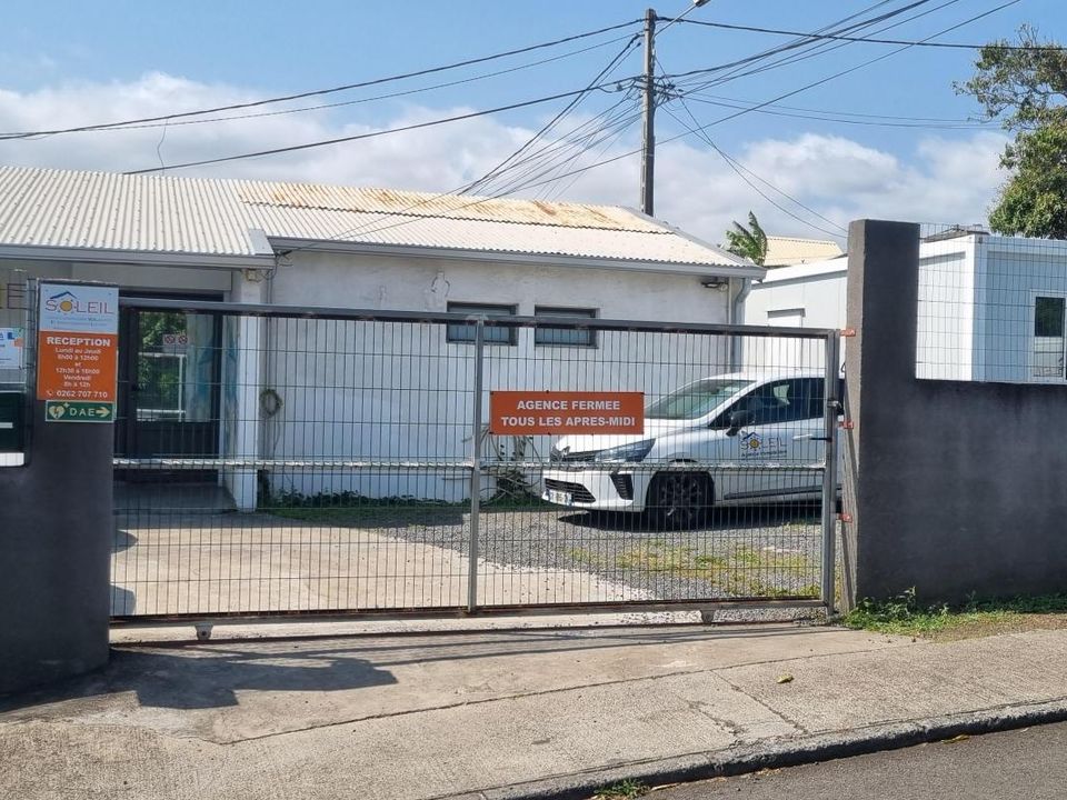 Erhvervsejendom i Saint-Pierre, La Reunion - foto 1