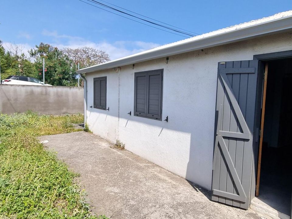 Erhvervsejendom i Saint-Pierre, La Reunion - foto 4