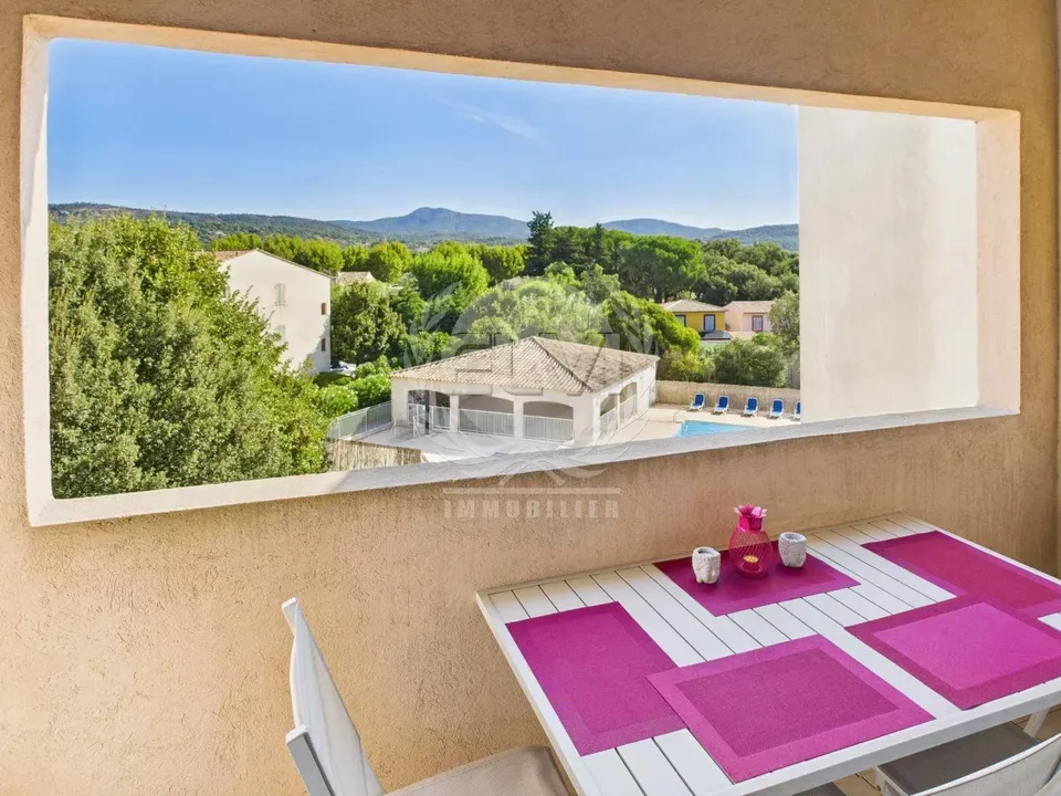 Lejlighed i Le Plan-de-la-Tour, Var - foto 1