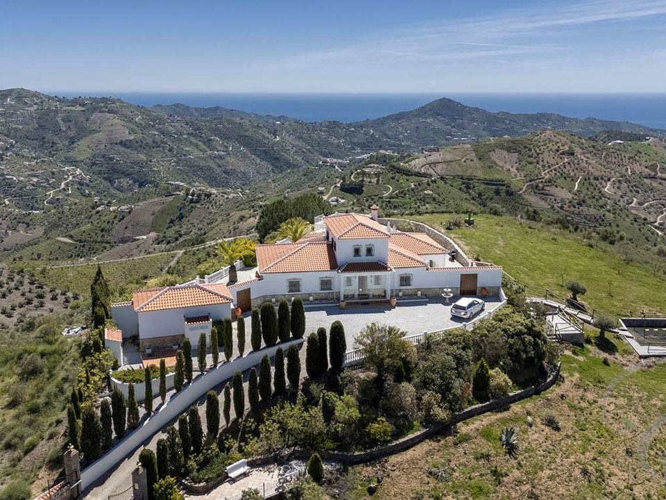 Villa i Canillas De Albaida, Malaga - foto 1