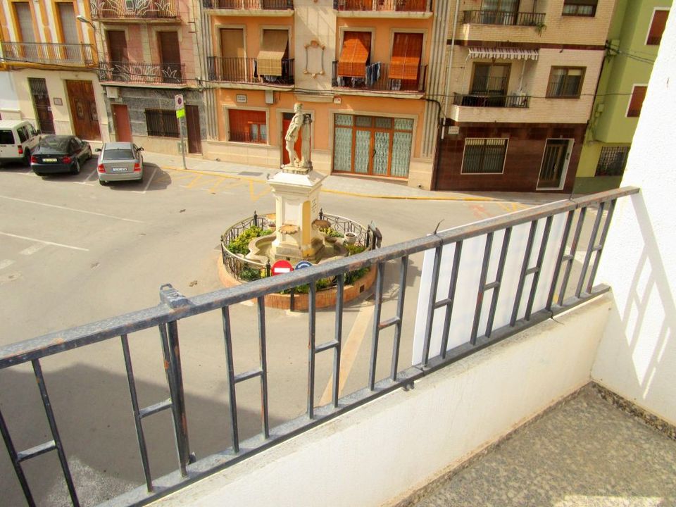 Lejlighed i La Font De La Figuera, Valencia - foto 1