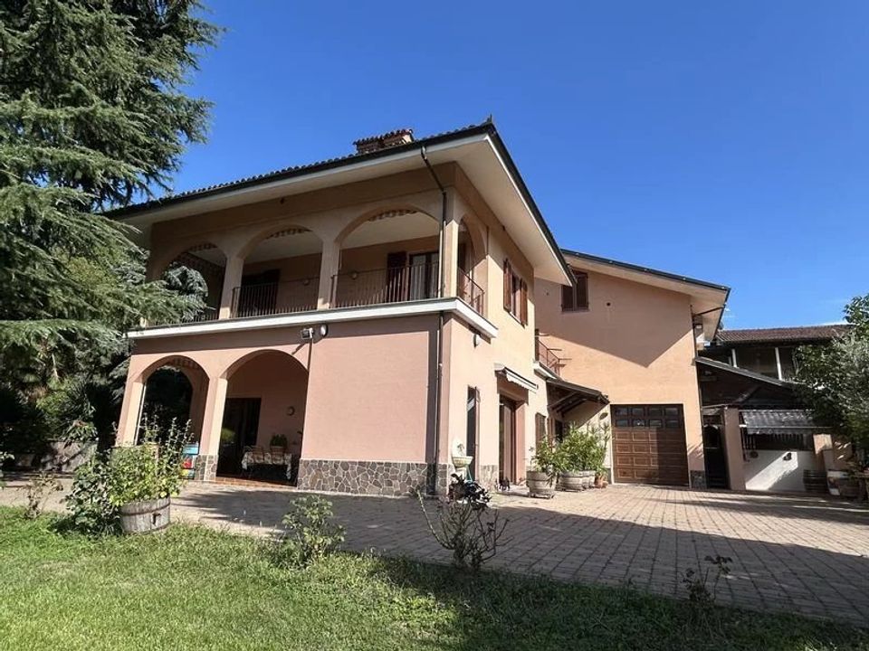 Villa i La Morra, Cuneo - foto 1