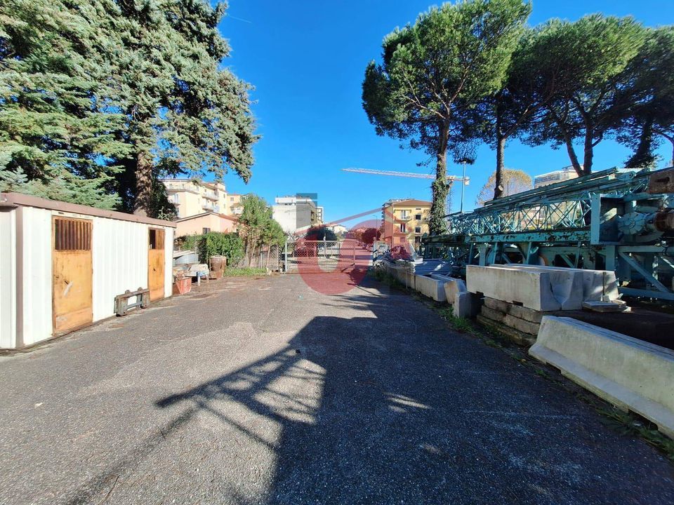 Erhvervsejendom i Benevento, Benevento - foto 1