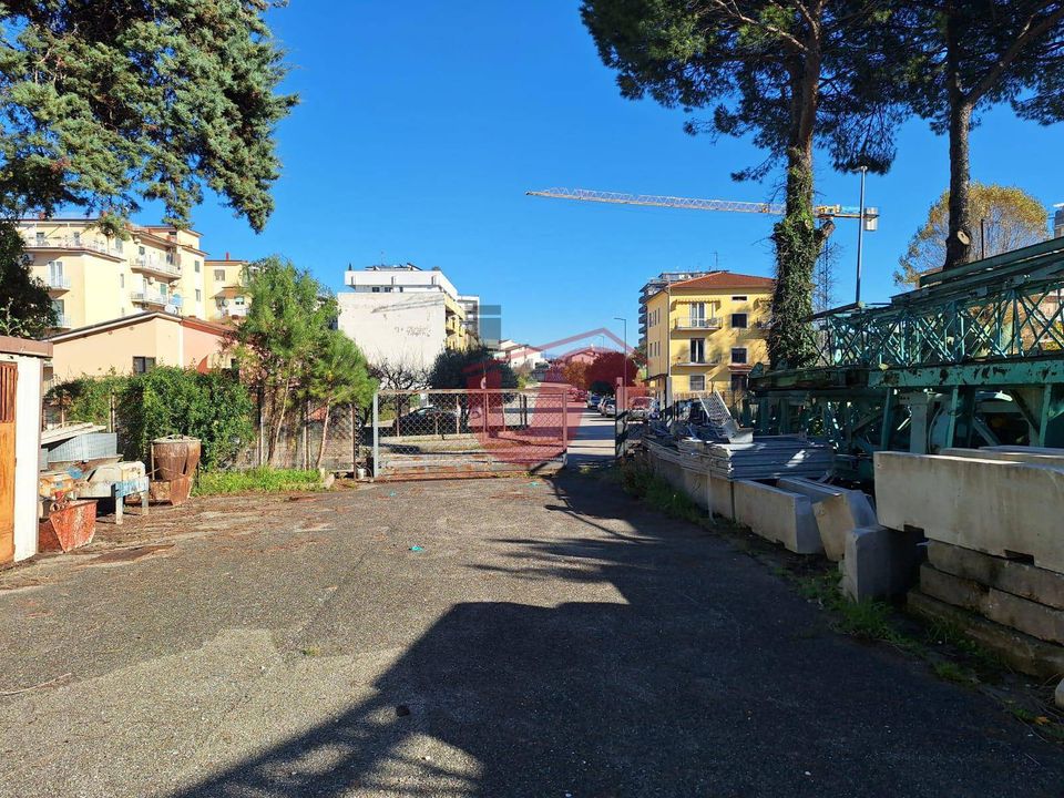 Erhvervsejendom i Benevento, Benevento - foto 4