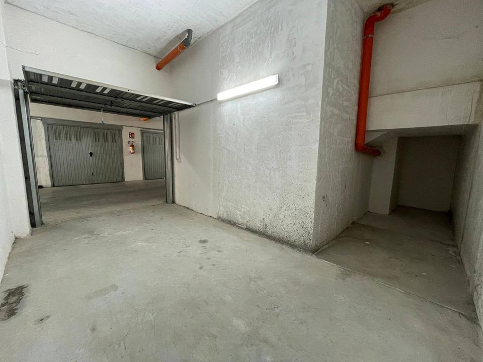 Parkeringsplads i San Nicola la Strada, Caserta - foto 1