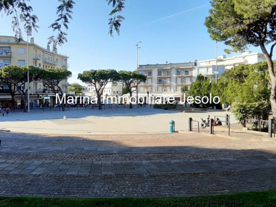 Erhvervsejendom i Jesolo, Venice - foto 1