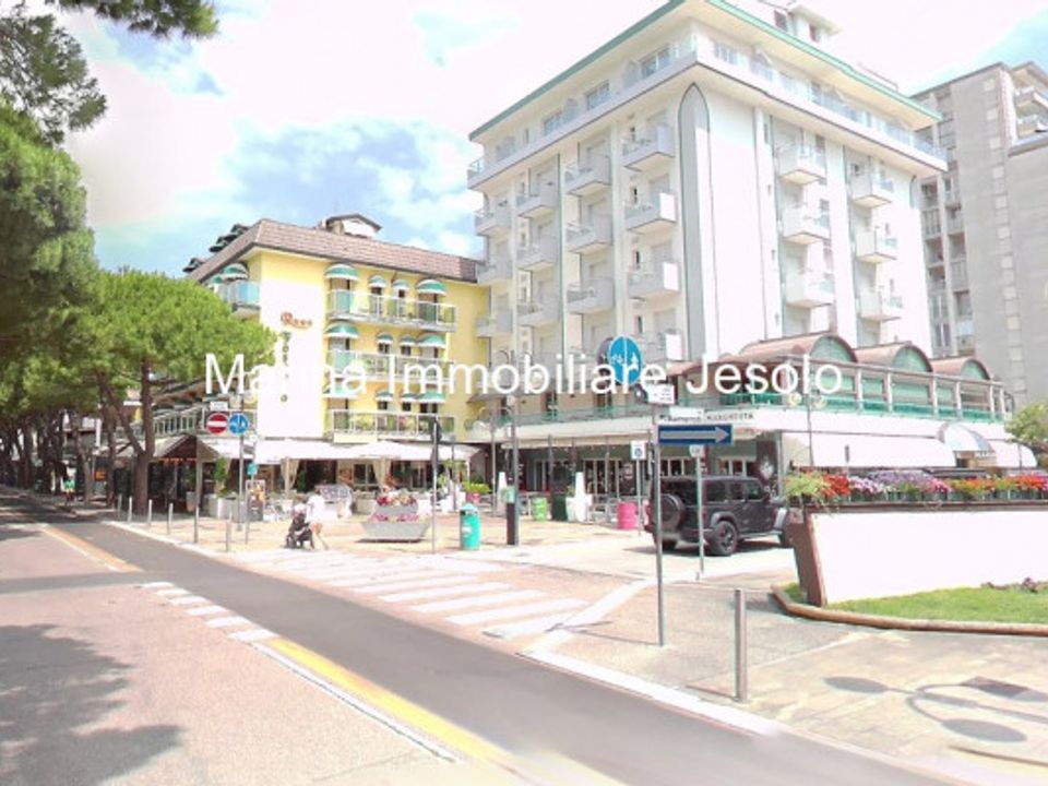 Erhvervsejendom i Jesolo, Venice - foto 2