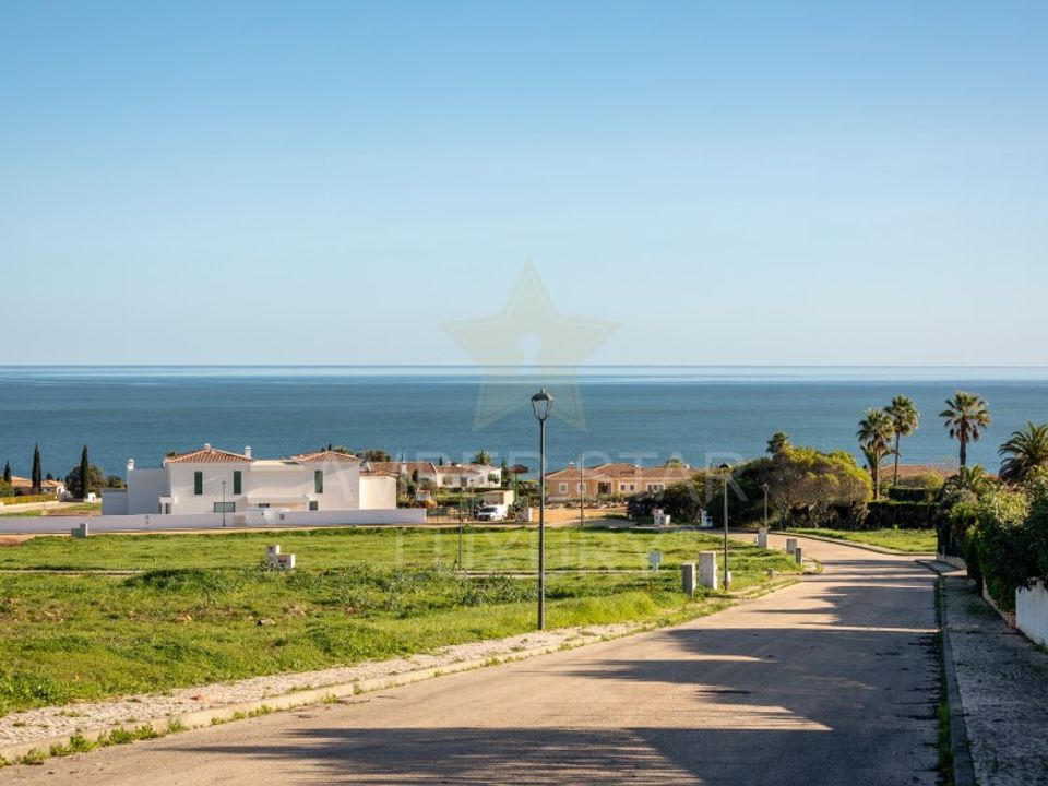 Helårsgrund i Luz, Faro - foto 3