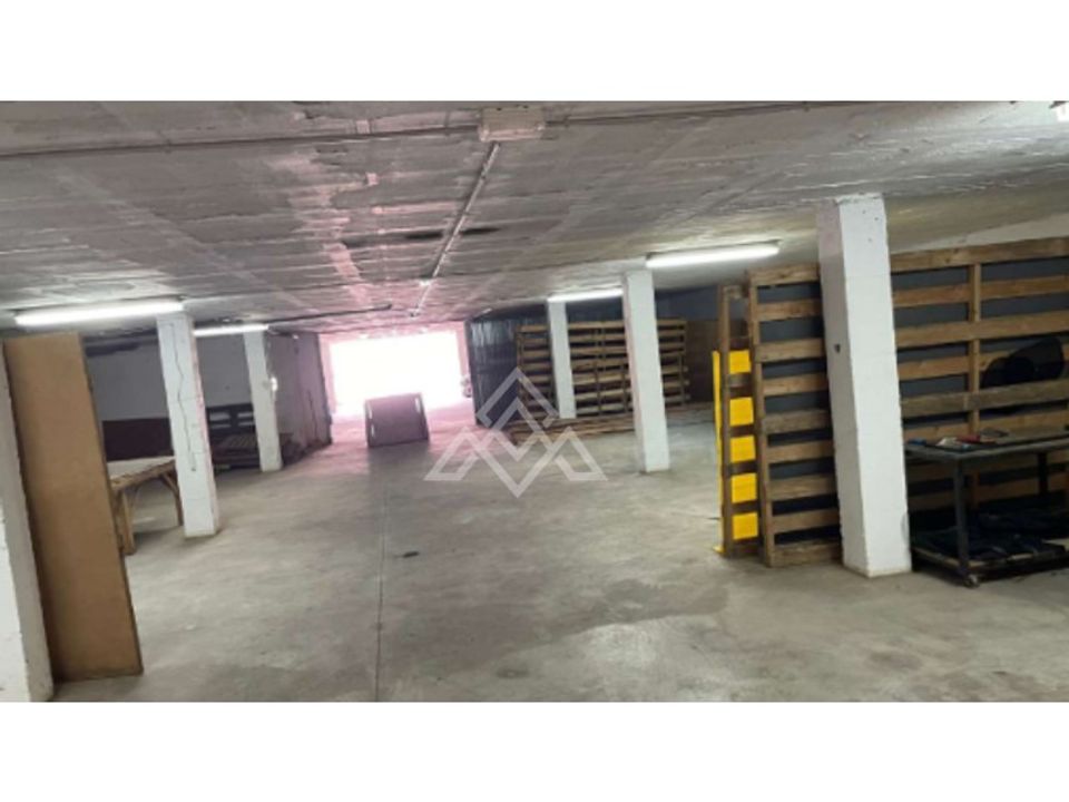 Garage i Faro De Calaburras, Malaga - foto 5