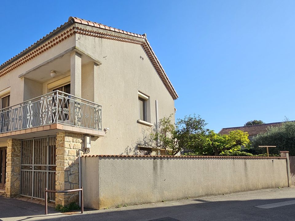 Villa i Saint-Gilles, Gard - foto 1