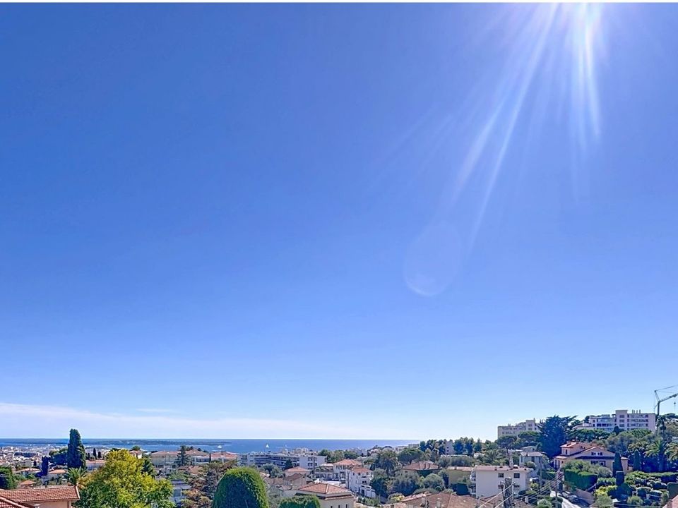 Lejlighed i Le Cannet, Alpes-Maritimes - foto 1