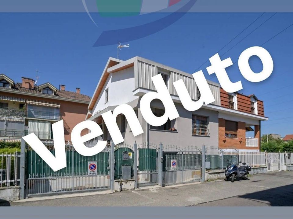 Villa i Nichelino, Turin - foto 1