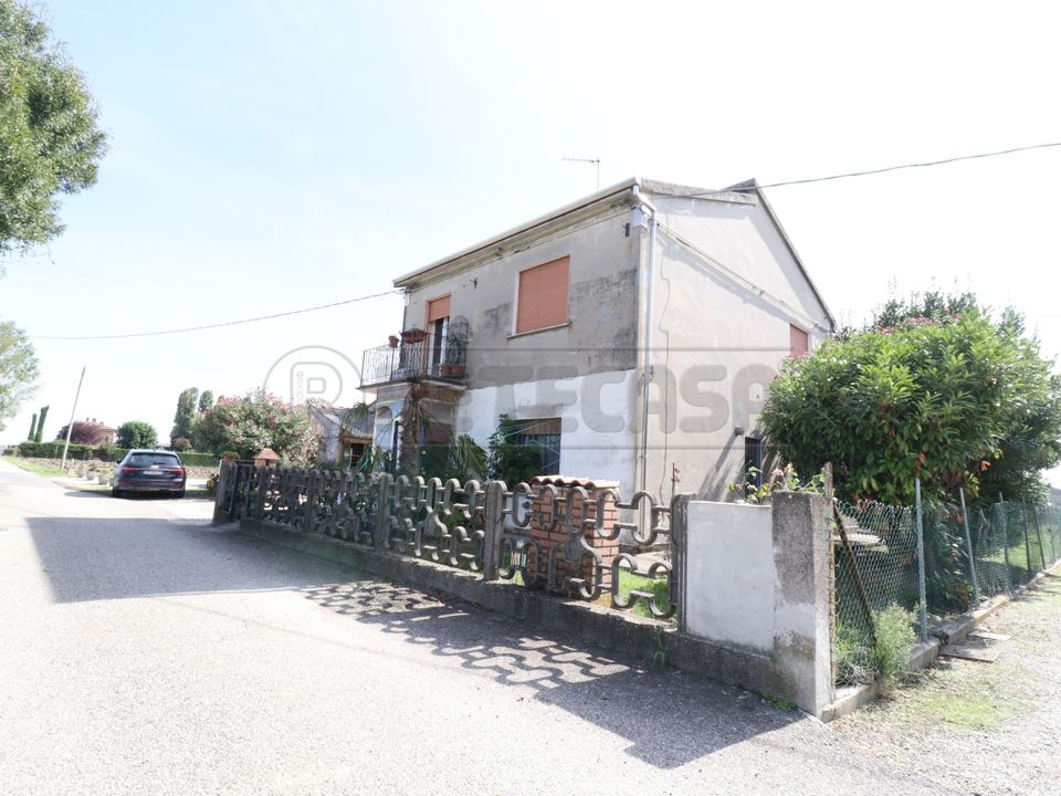 Villa i Bondeno, Ferrara - foto 1