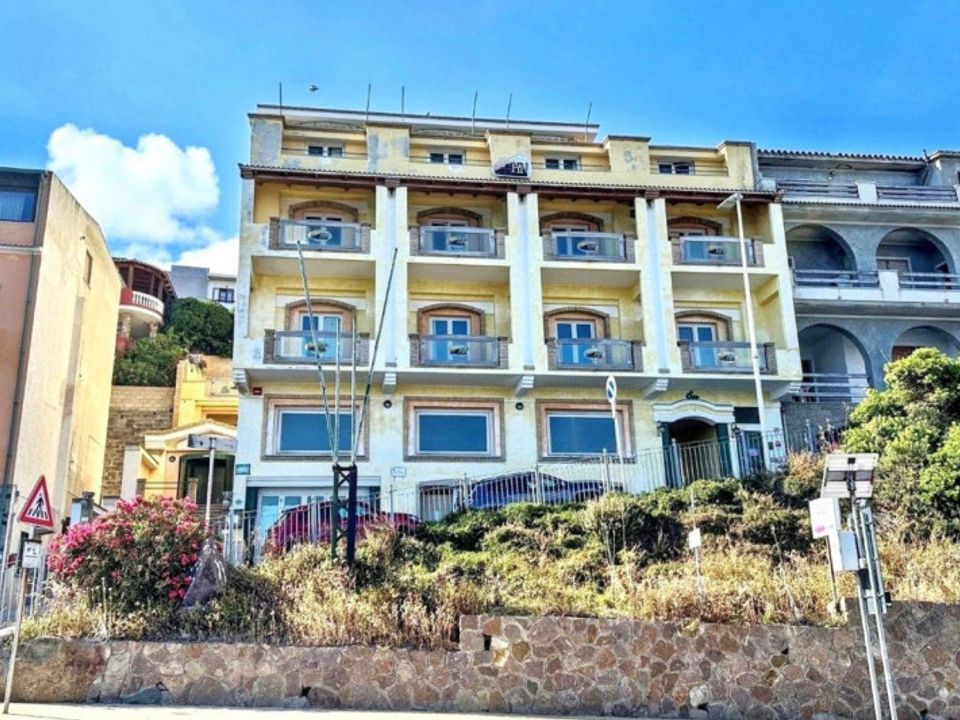 Erhvervsejendom i Castelsardo, Sassari - foto 1