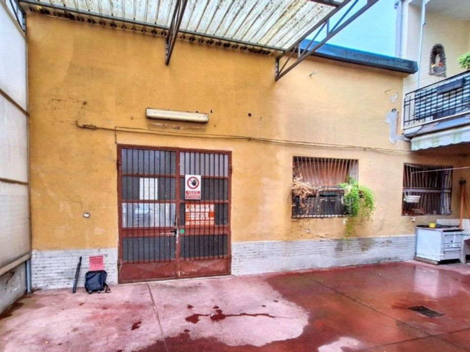 Erhvervsejendom i Castelfranco di Sotto, Pisa - foto 1