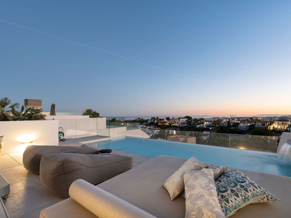 Villa i Nueva Andalucia, Malaga - foto 1