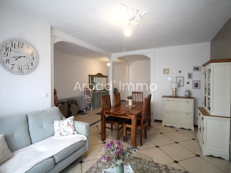 Landsbyhus i Montignac-de-Lauzun, Lot-et-Garonne - foto 2