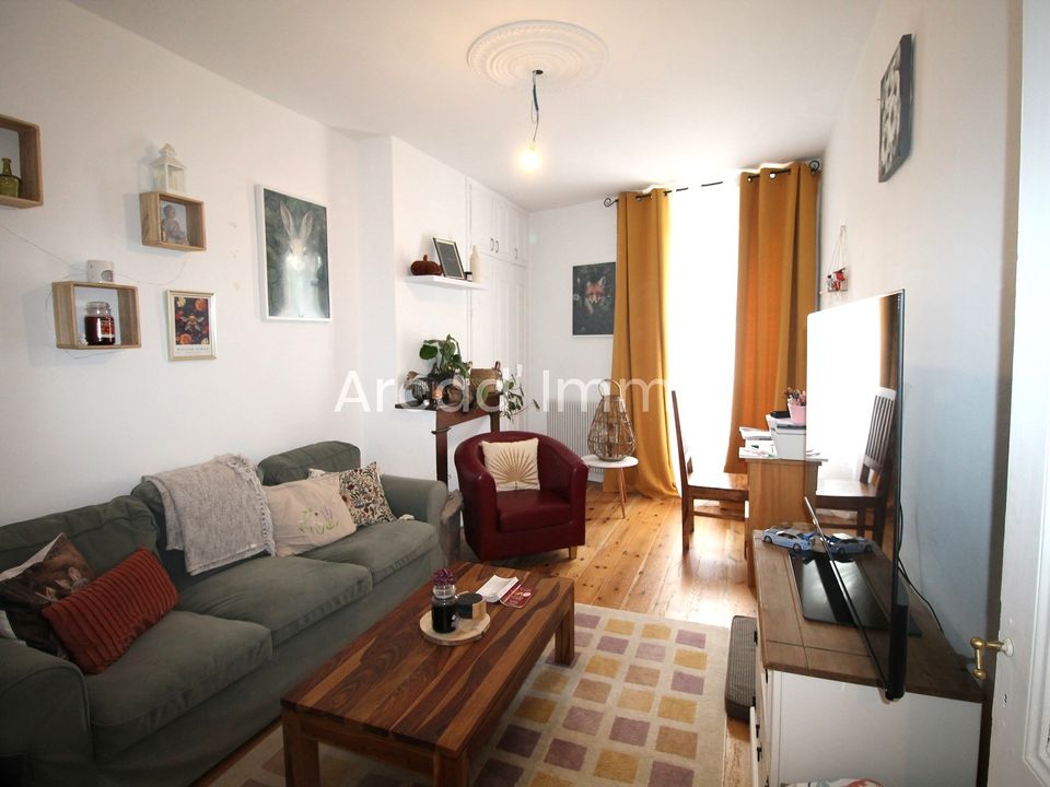 Landsbyhus i Montignac-de-Lauzun, Lot-et-Garonne - foto 5