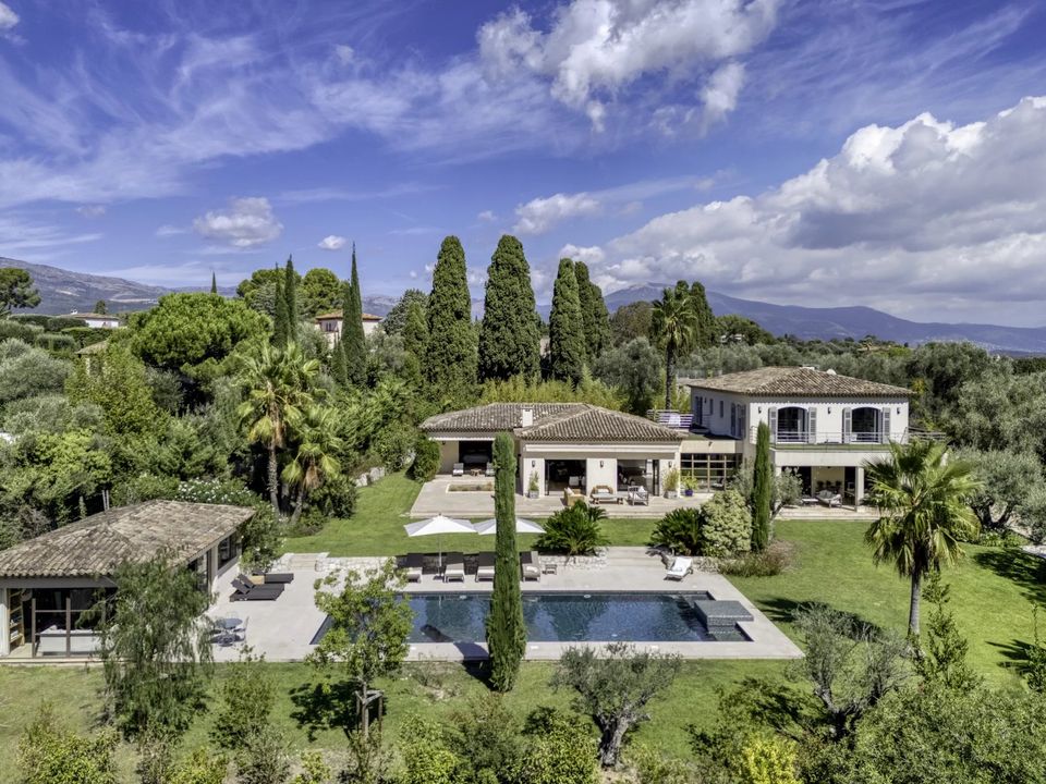 Villa i Valbonne, Alpes-Maritimes - foto 1