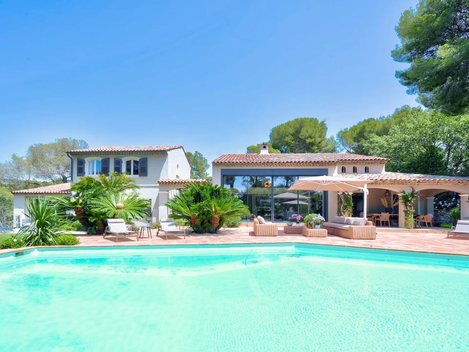 Villa a Mougins, Alpes-Maritimes - foto 1