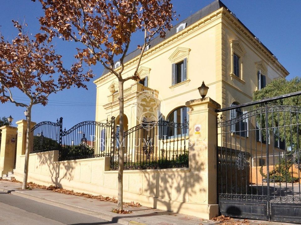 Villa i El Masnou, Barcelona - foto 1