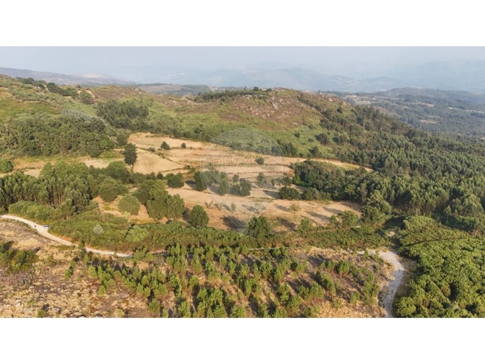 Helårsgrund i Cabeceiras de Basto, Braga - foto 1