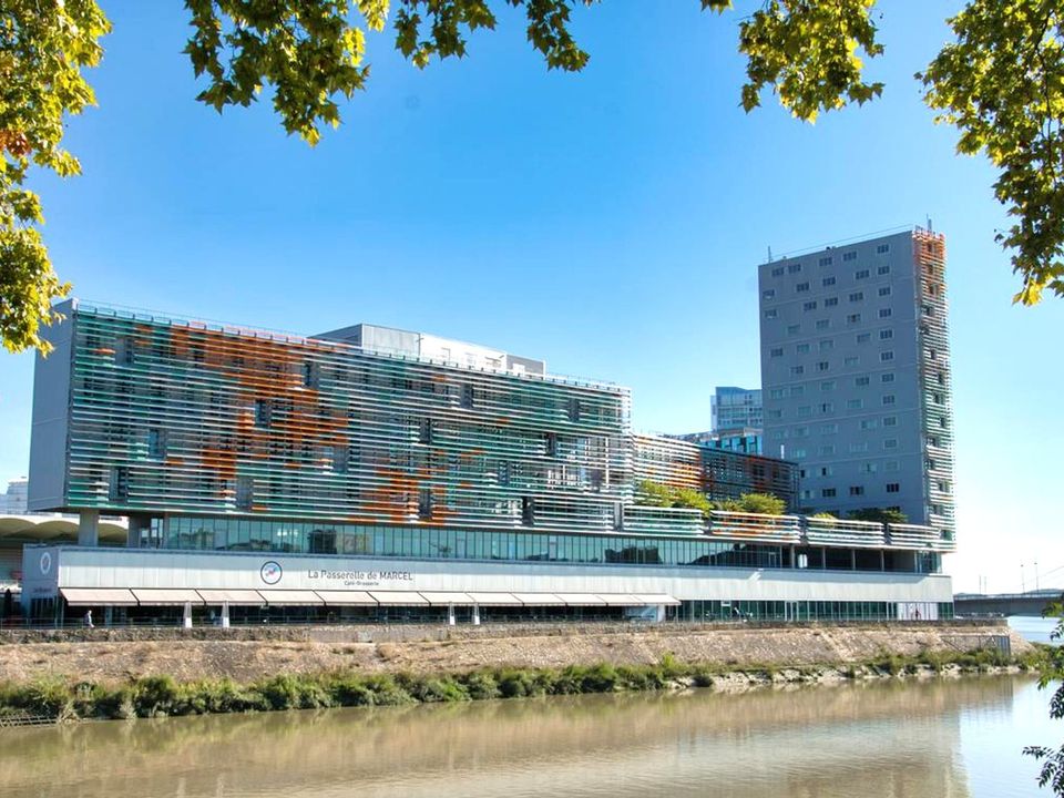 Erhvervsejendom i Nantes, Loire-Atlantique - foto 1