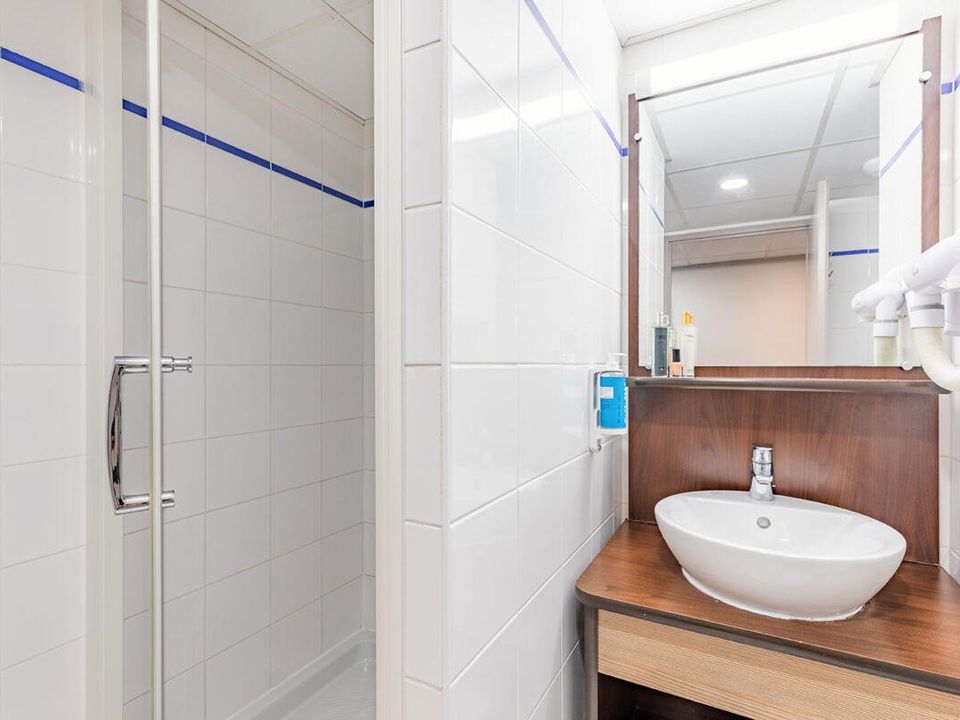Erhvervsejendom i Montelimar, Drome - foto 4