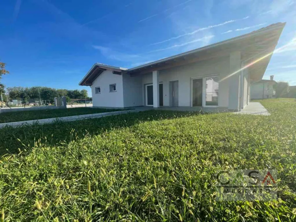 Villa i Azzano Decimo, Pordenone - foto 1