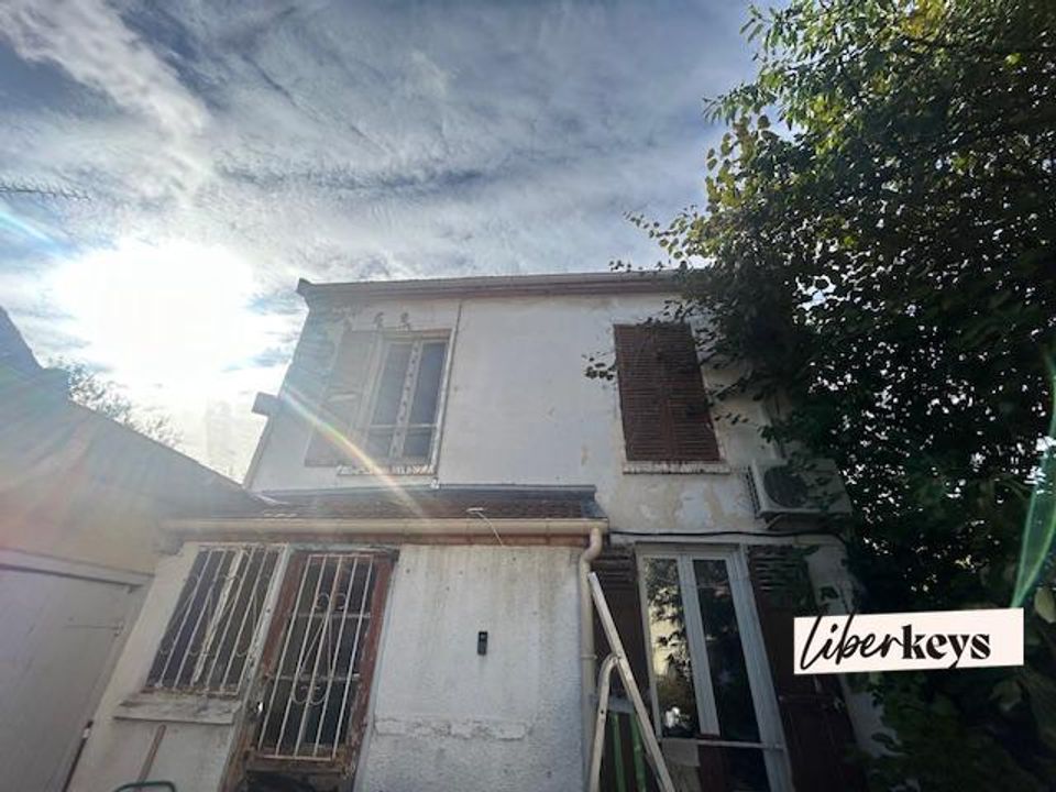 Villa i Bondy, Seine-Saint-Denis - foto 1