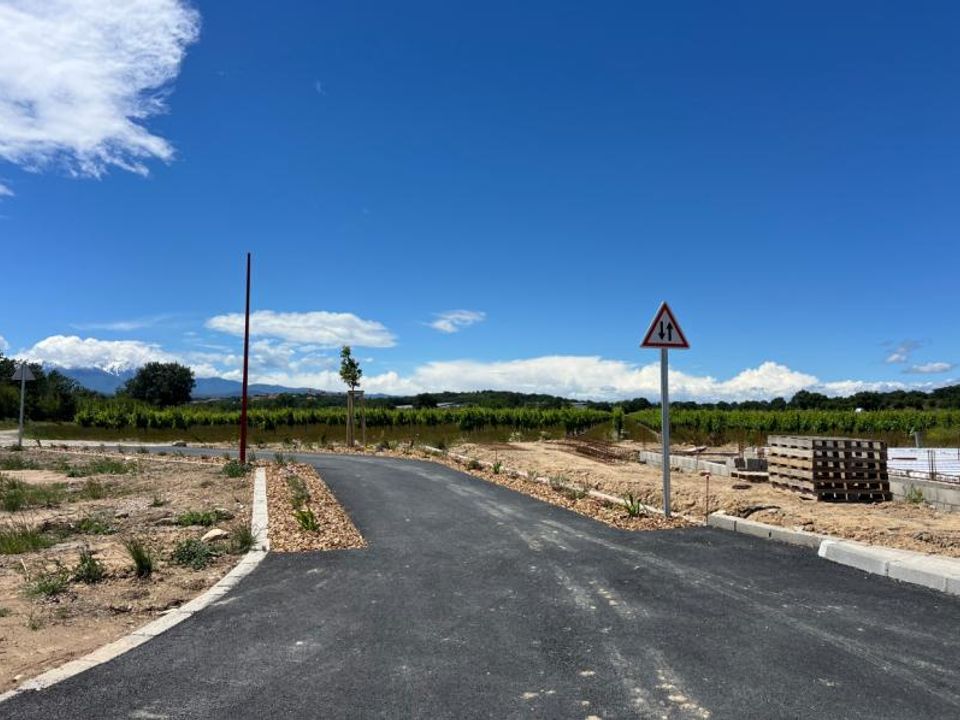 Helårsgrund i Brouilla, Pyrenees-Orientales - foto 4